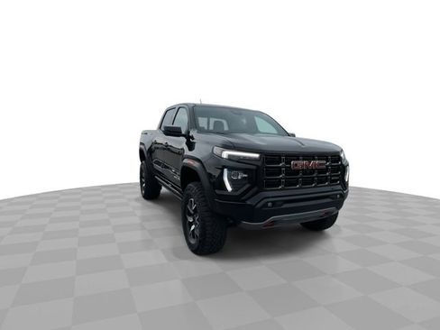 Used 2025 GMC Canyon AT4 w/ AT4X Package AWD/4WD image 2