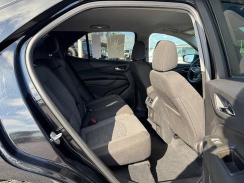 Used 2023 Chevrolet Equinox LT AWD/4WD image 10