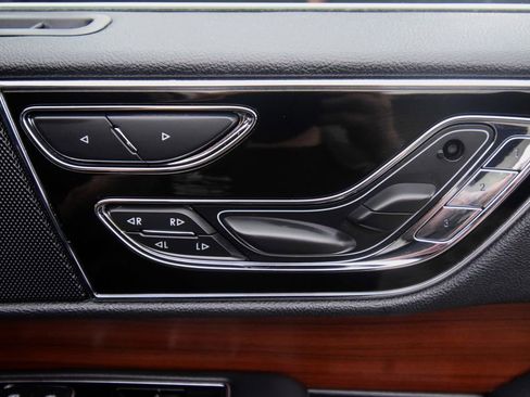 Used 2022 Lincoln Navigator Reserve RWD image 34