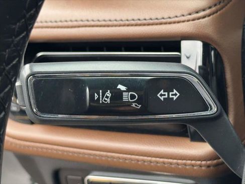 Used 2023 Lincoln Nautilus Reserve AWD/4WD image 24