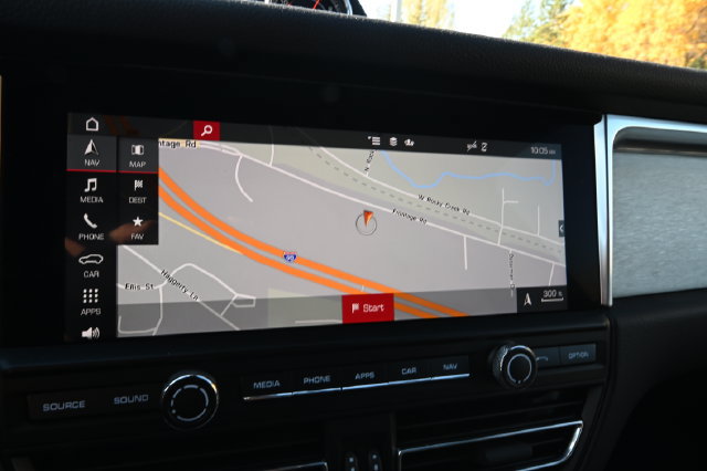 Used 2021 Porsche Macan AWD/4WD image 14