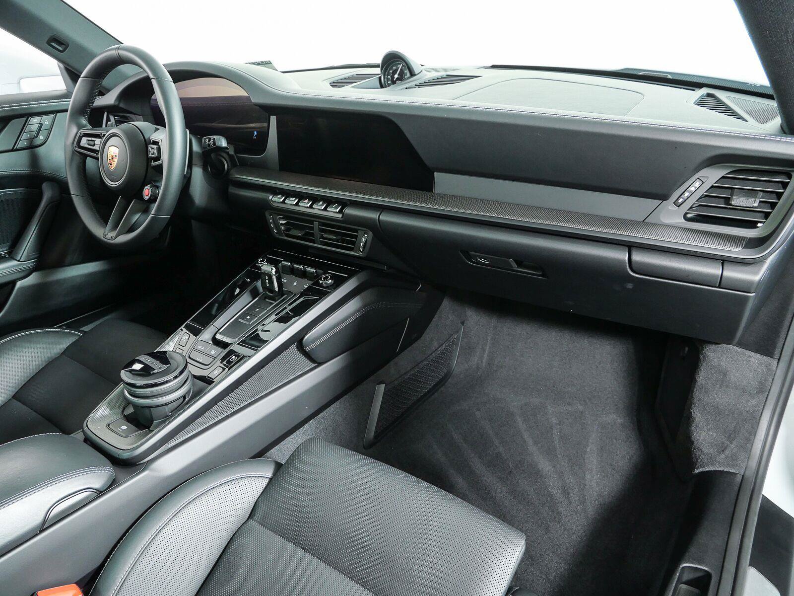 Certified 2026 Porsche 911 Carrera 4S AWD/4WD image 22