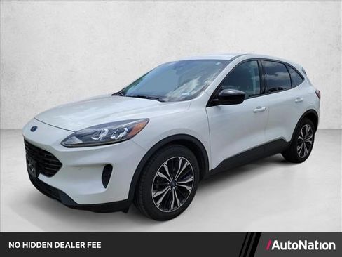 Used 2022 Ford Escape SE w/ SE Sport Appearance Package FWD image 1