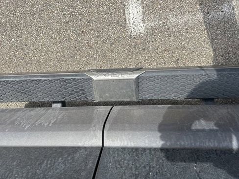 Used 2018 Nissan Titan Platinum Reserve w/ Platinum Utility Package image 8