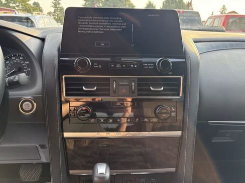 Used 2024 Nissan Armada Platinum w/ Captain's Chairs Package image 18