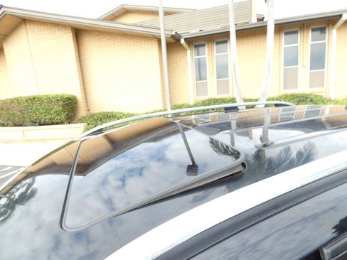 Used 2016 Mercedes-Benz GLE 350 w/ Premium Package image 20