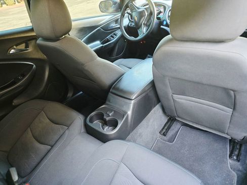 Used 2019 Chevrolet Volt LT image 34