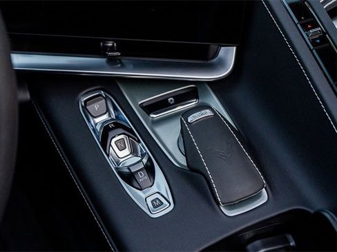 Used 2025 Chevrolet Corvette Z06 image 36