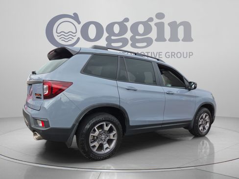 Used 2023 Honda Passport TrailSport image 5