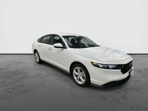 Used 2026 Honda Accord LX image 5