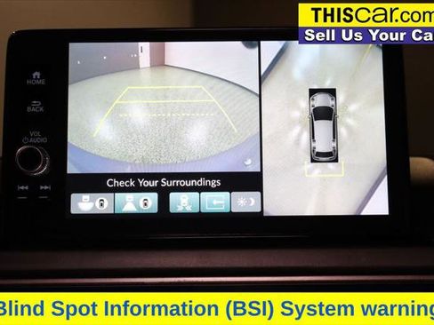 Used 2025 Honda Pilot TrailSport image 20