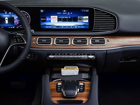 New 2025 Mercedes-Benz GLE 450 4MATIC image 15