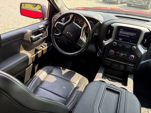 Used 2019 Chevrolet Silverado 1500 LT Trail Boss AWD/4WD image 20