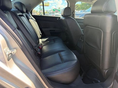 Used 2007 Cadillac STS w/ Preferred Equipment Group RWD image 31