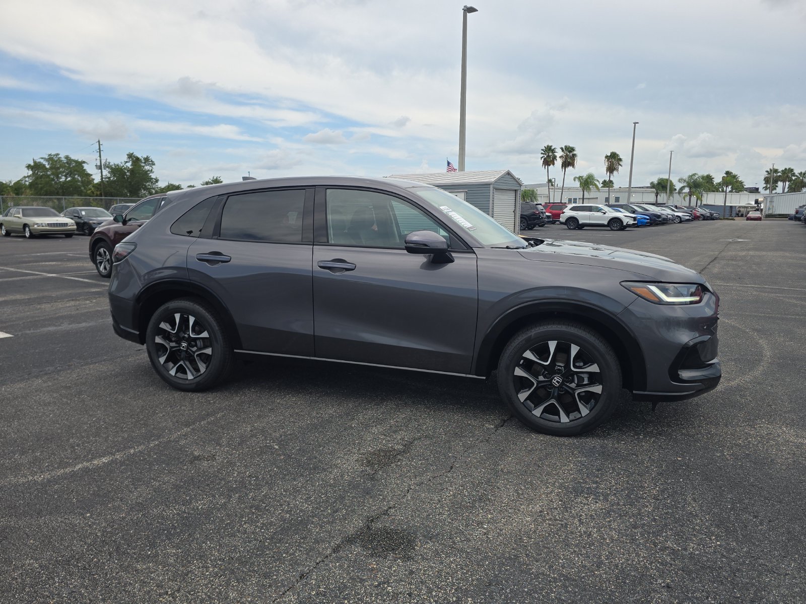 New 2027 Honda HR-V EX-L image 2