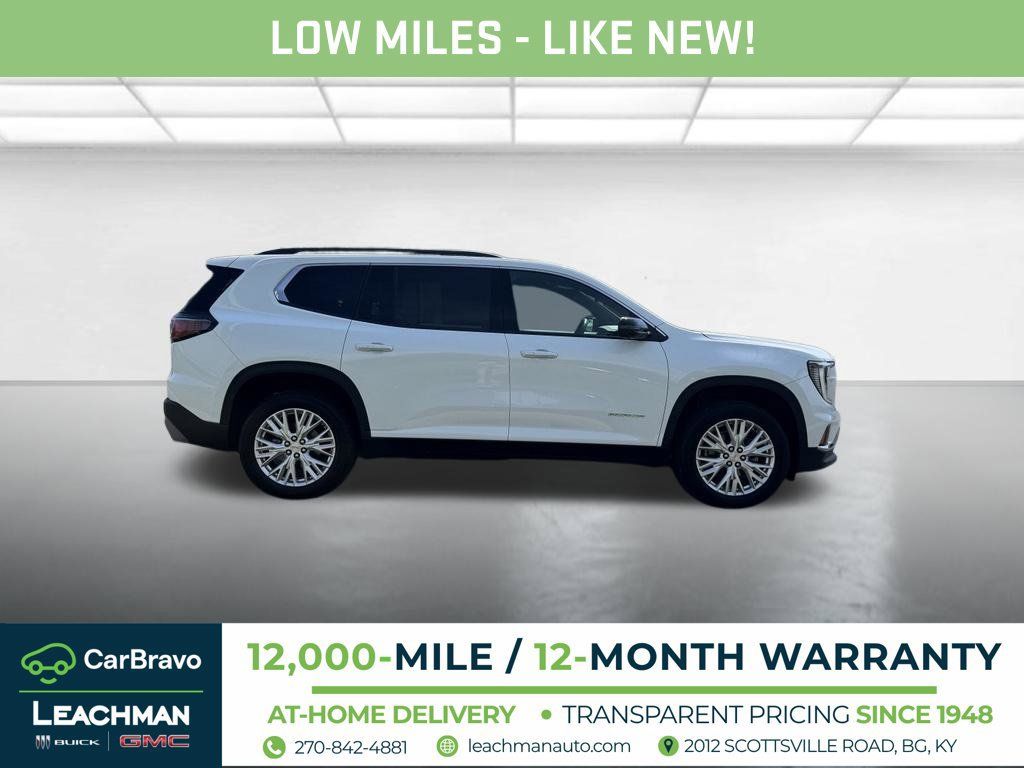 Used 2025 GMC Acadia Elevation w/ Elevation Premium Package FWD image 2