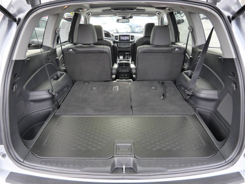 Used 2016 Honda Pilot Elite image 18