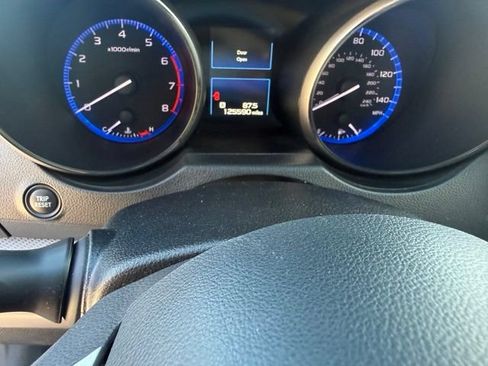 Used 2018 Subaru Outback 2.5i Premium AWD/4WD image 3