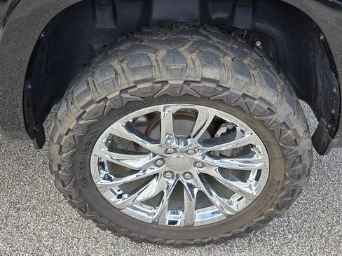 Used 2025 RAM 1500 Big Horn AWD/4WD image 7