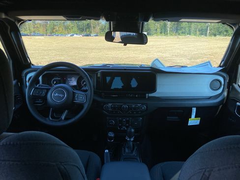 New 2025 Jeep Wrangler Sport S image 29