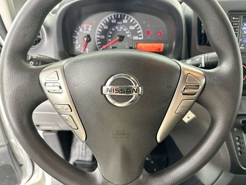 Used 2020 Nissan NV200 S FWD image 18