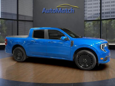 Used 2025 Ford Maverick Lobo AWD/4WD image 14