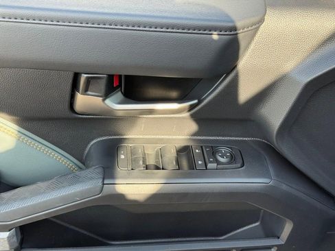 New 2025 Toyota Tacoma Trailhunter Hybrid Double Cab image 12