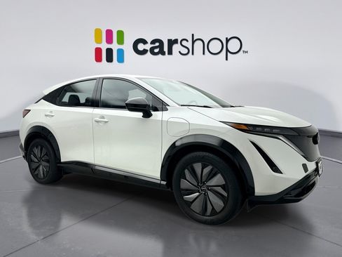 Used 2024 Nissan Ariya AWD image 7