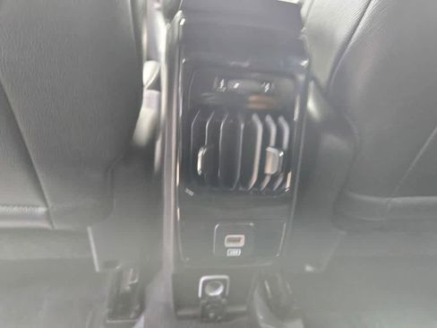 Used 2024 Jeep Compass Latitude w/ Altitude Special Edition AWD/4WD image 13