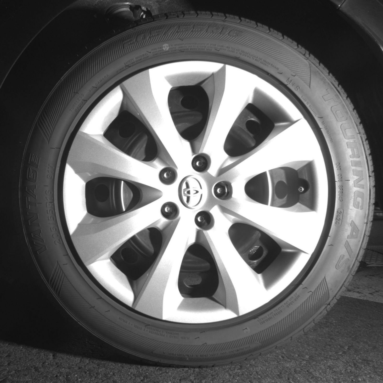 Used 2025 Toyota Corolla LE FWD image 16
