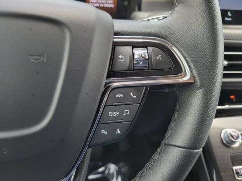 Certified 2022 Lincoln Nautilus FWD image 22