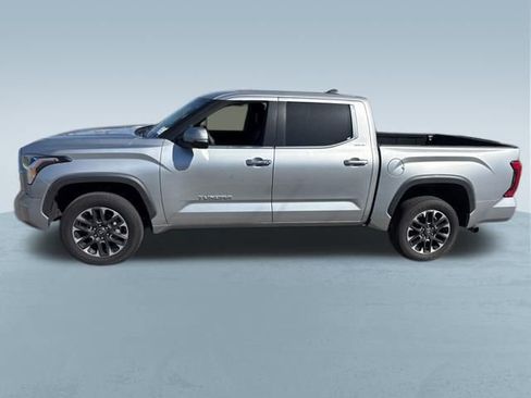 Used 2025 Toyota Tundra Limited image 4