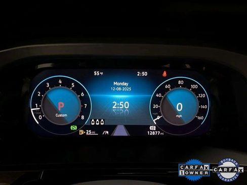 Used 2025 Volkswagen Atlas Cross Sport SE w/ Black Wheel Package image 9