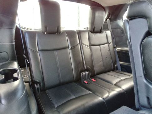 Used 2014 Nissan Pathfinder SL image 17