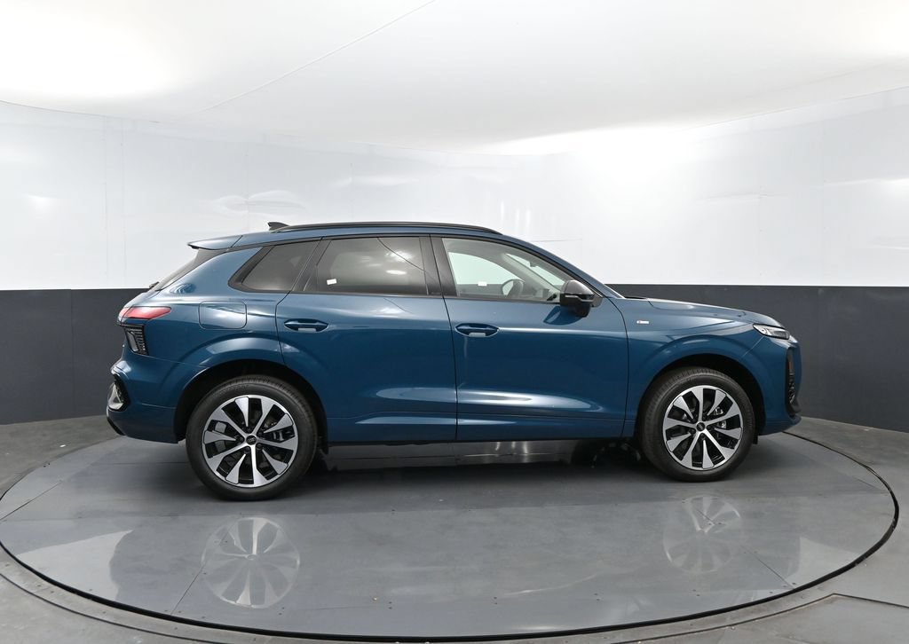 New 2026 Audi Q3 quattro 2.0T AWD/4WD image 4