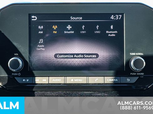 Used 2025 Nissan Pathfinder SV image 36