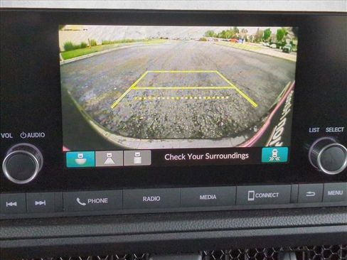 Used 2023 Honda CR-V EX image 13