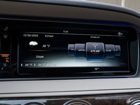 Used 2017 Mercedes-Benz S 550 Sedan image 30