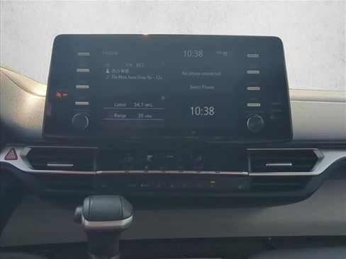 Used 2022 Toyota Sienna XLE FWD image 16