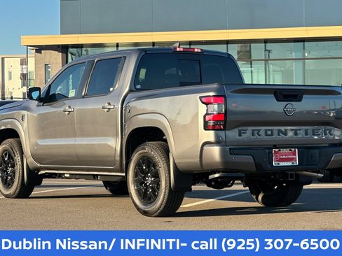 New 2026 Nissan Frontier SV w/ Tow Package AWD/4WD image 6