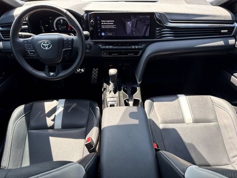 Used 2025 Toyota Camry SE w/ Multimedia Upgrade Package FWD image 11