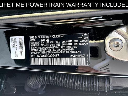 Used 2024 Porsche Cayenne image 47