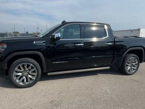 Used 2024 GMC Sierra 1500 Denali w/ Denali Reserve Package AWD/4WD image 6