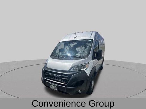Used 2025 RAM ProMaster 2500 w/ Convenience Group FWD image 3