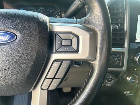 Used 2018 Ford F150 Lariat w/ Trailer Tow Package image 20