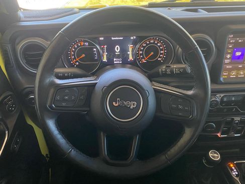 Used 2022 Jeep Wrangler Unlimited Sport AWD/4WD image 12