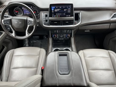 Used 2021 Chevrolet Tahoe Z71 w/ Z71 Off-Road Package image 3