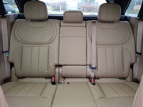 New 2026 Land Rover Range Rover Sport SE image 16