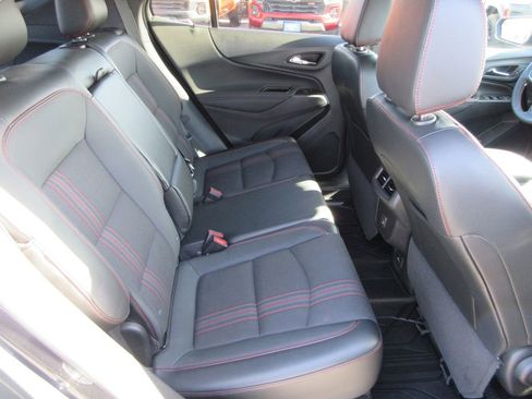 Certified 2023 Chevrolet Equinox RS image 18