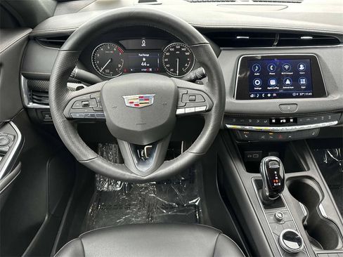 Certified 2022 Cadillac XT4 Sport w/ Enhanced Visibility Package image 4